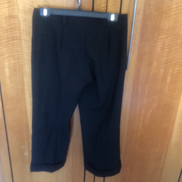 Trina Turk pants. Size 2 - Picture 3 of 3